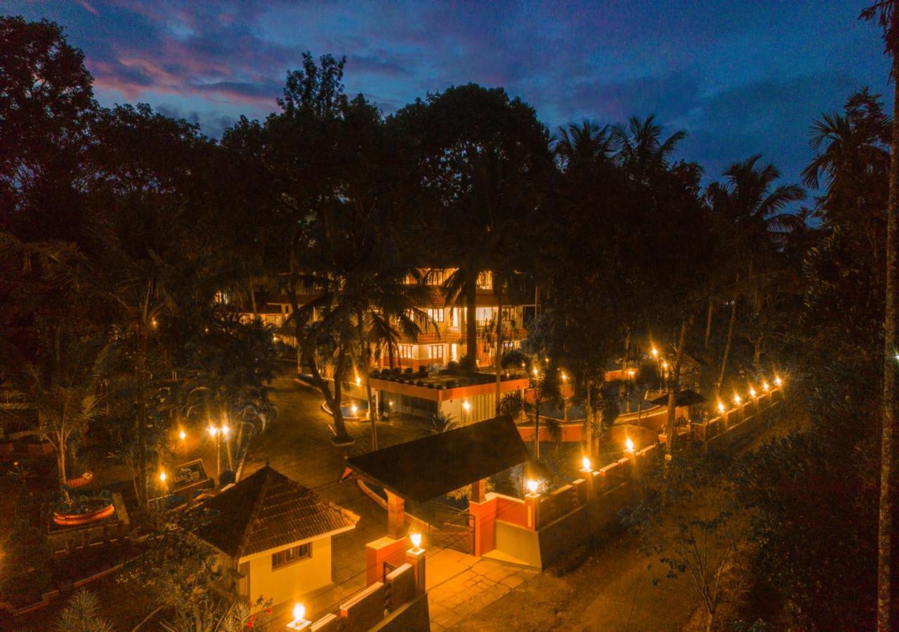 Ushasree Wayanad Heritage Premium Pool Resort By Voye Homes Ambalavayal Eksteriør billede
