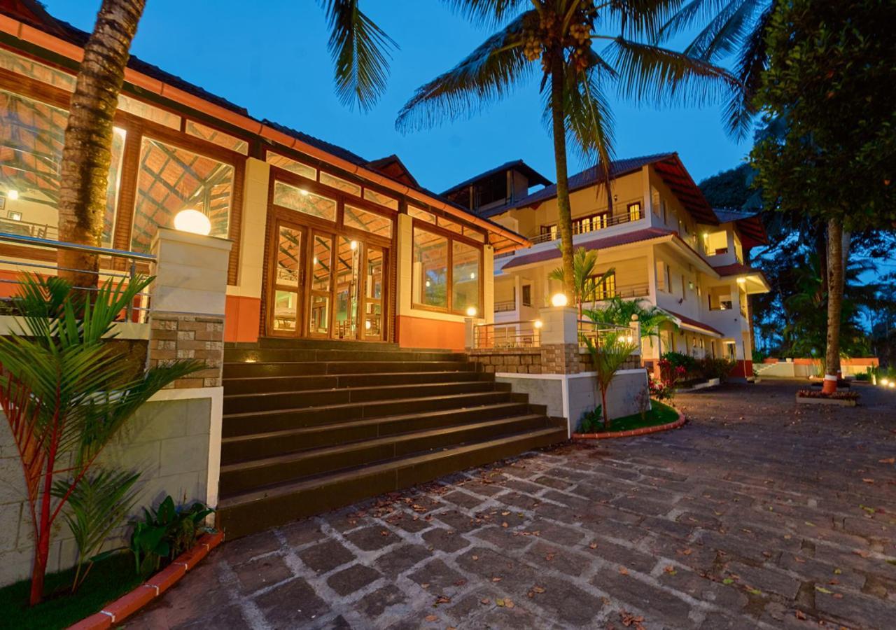 Ushasree Wayanad Heritage Premium Pool Resort By Voye Homes Ambalavayal Eksteriør billede