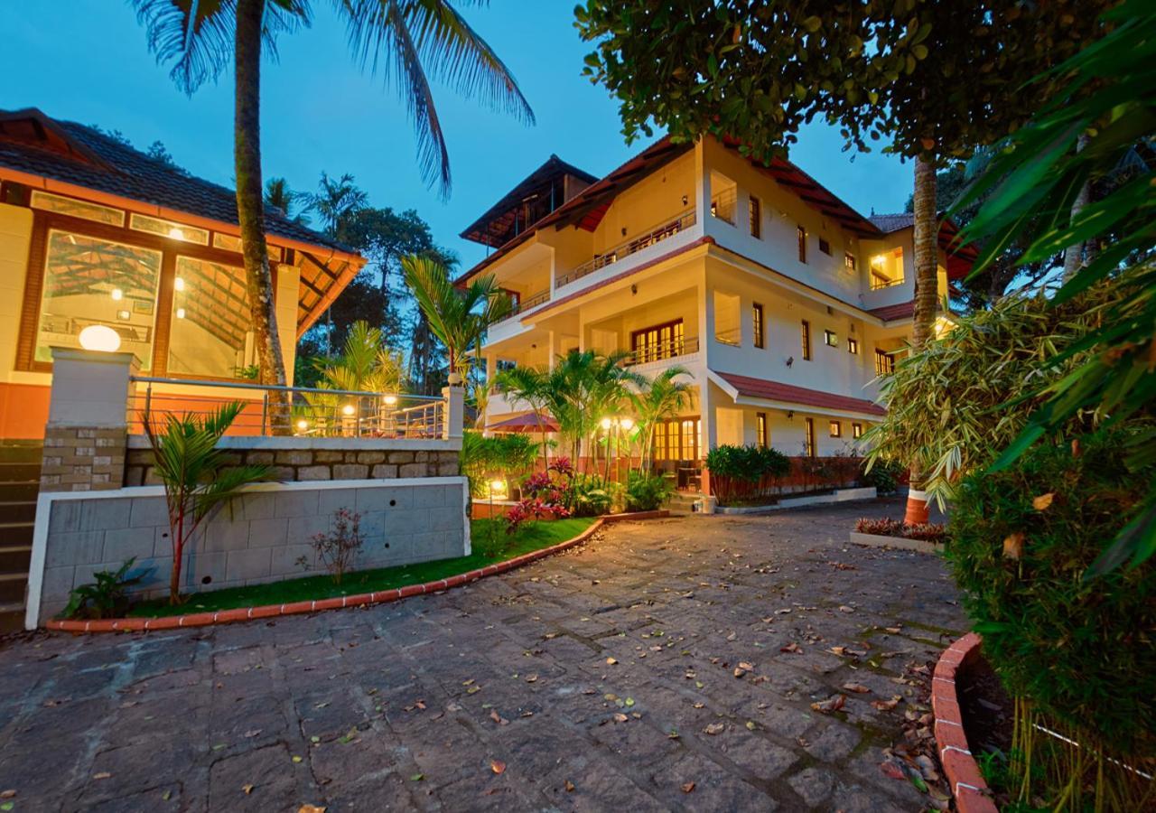 Ushasree Wayanad Heritage Premium Pool Resort By Voye Homes Ambalavayal Eksteriør billede