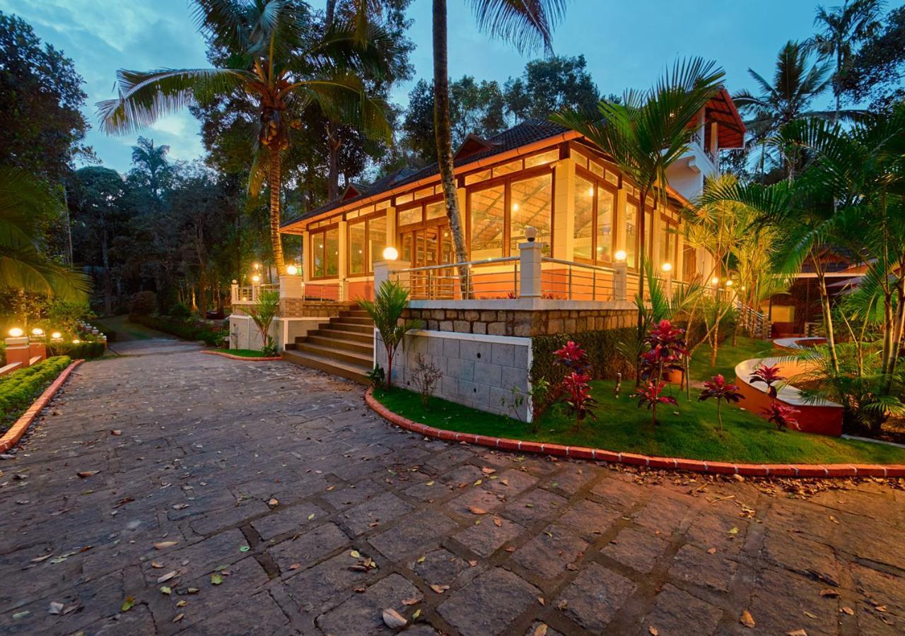 Ushasree Wayanad Heritage Premium Pool Resort By Voye Homes Ambalavayal Eksteriør billede